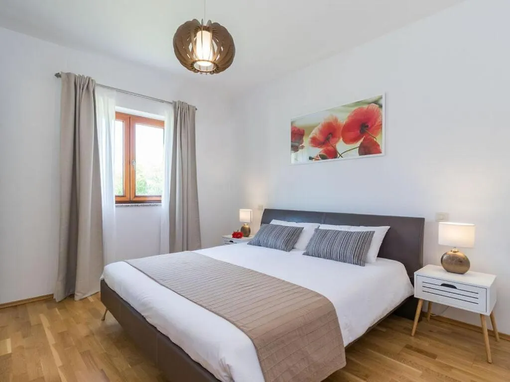 Villa Zorica Comfortable Holiday Residence Stari Pazin