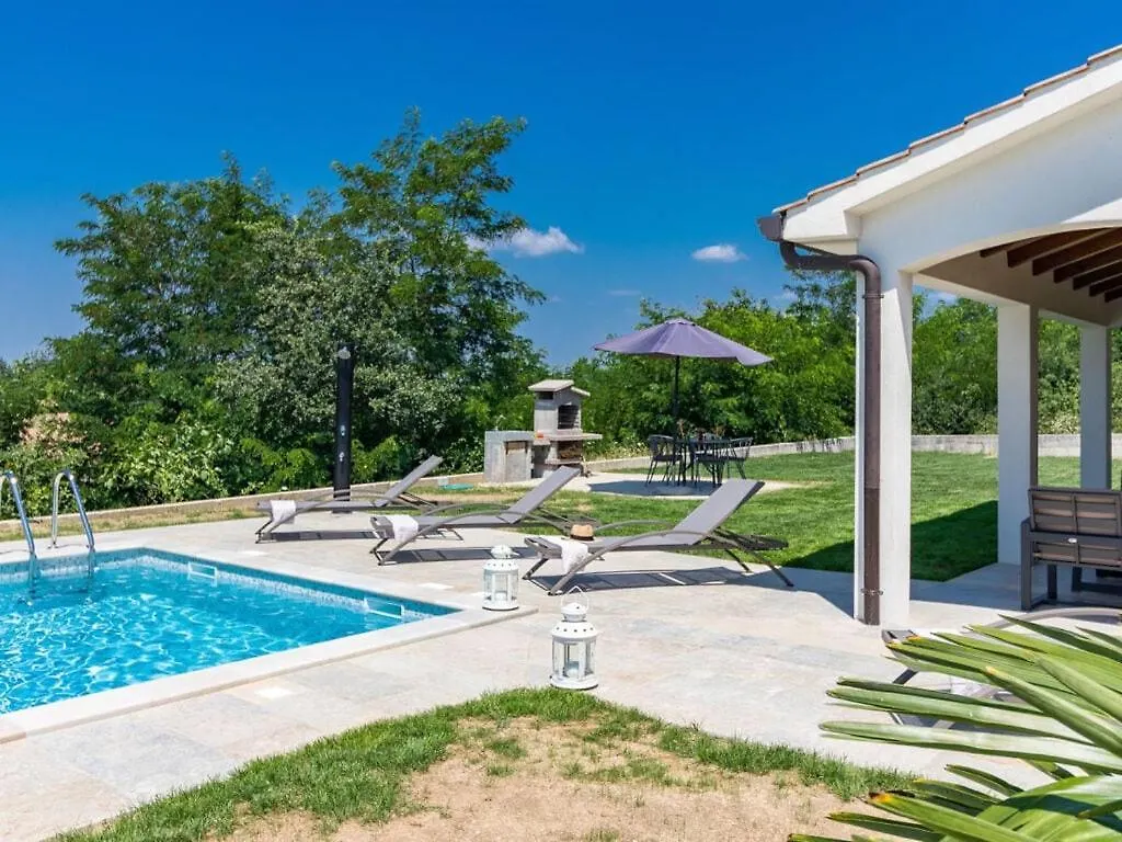 Villa Zorica Comfortable Holiday Residence Stari Pazin